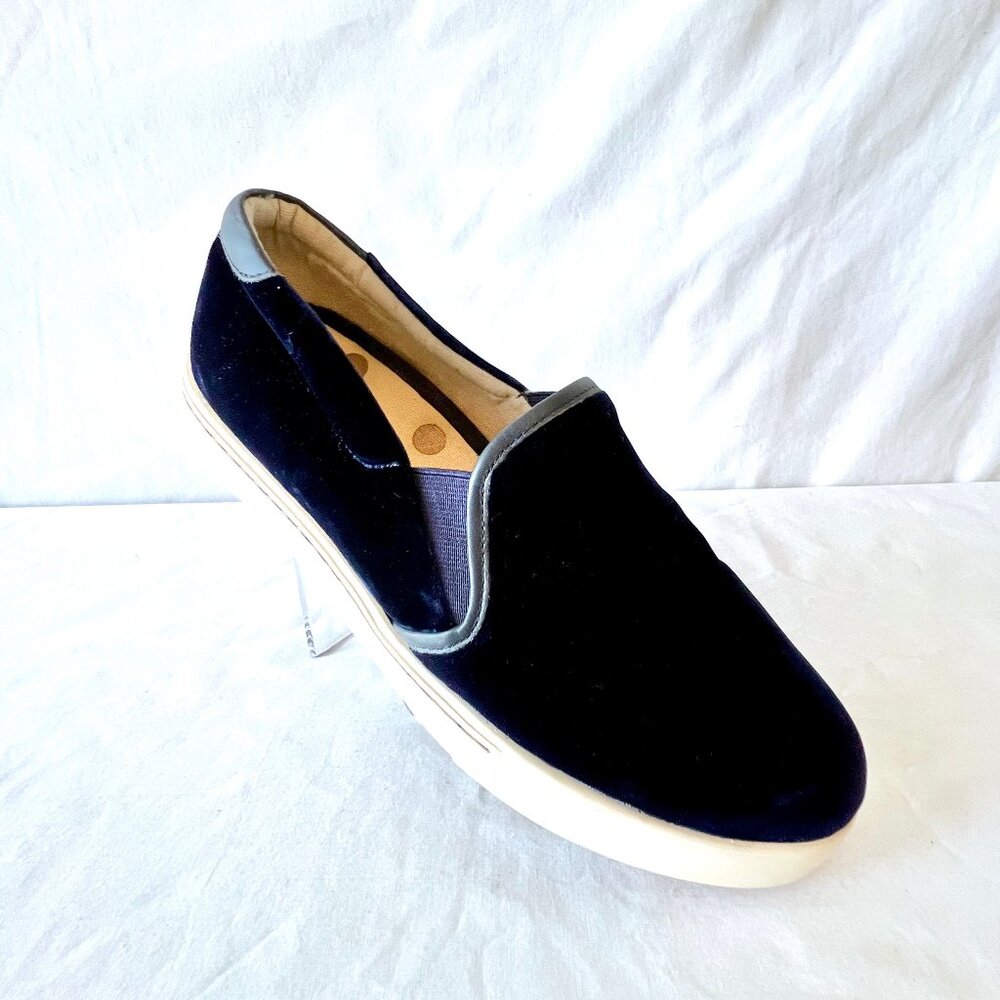 Boden Blue Velvet Slip-on Loafers, Size 40, USA Size 9, Excellent Condition! - Picture 10 of 14